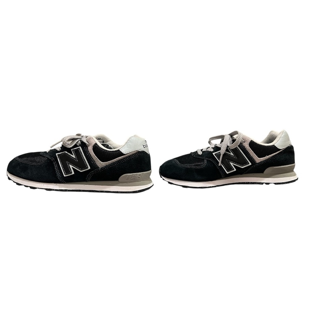 New Balance 574 Big Kid/Woman’s Athletic Sneaker- Size Kid 5.5 Woman’s 7